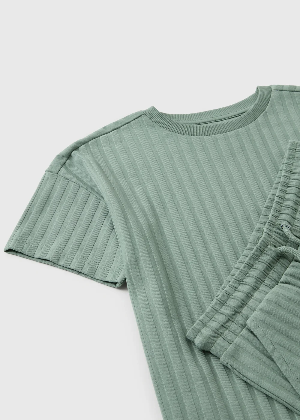 Boys Sage Green Textured T-Shirt & Shorts Set (7-15yrs) - 14 Yrs Image 2