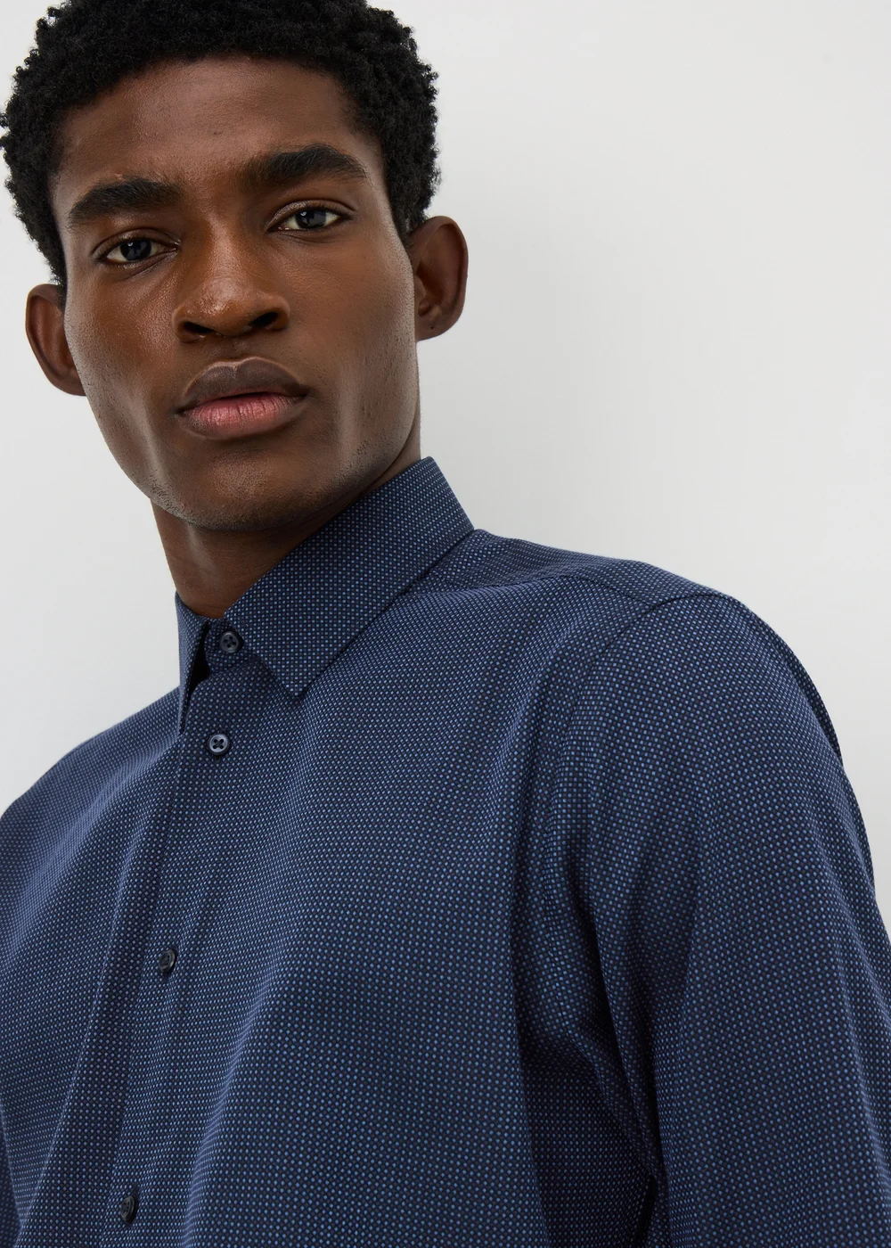 Taylor & Wright Navy Dobby Slim Fit Shirt - S Image 3