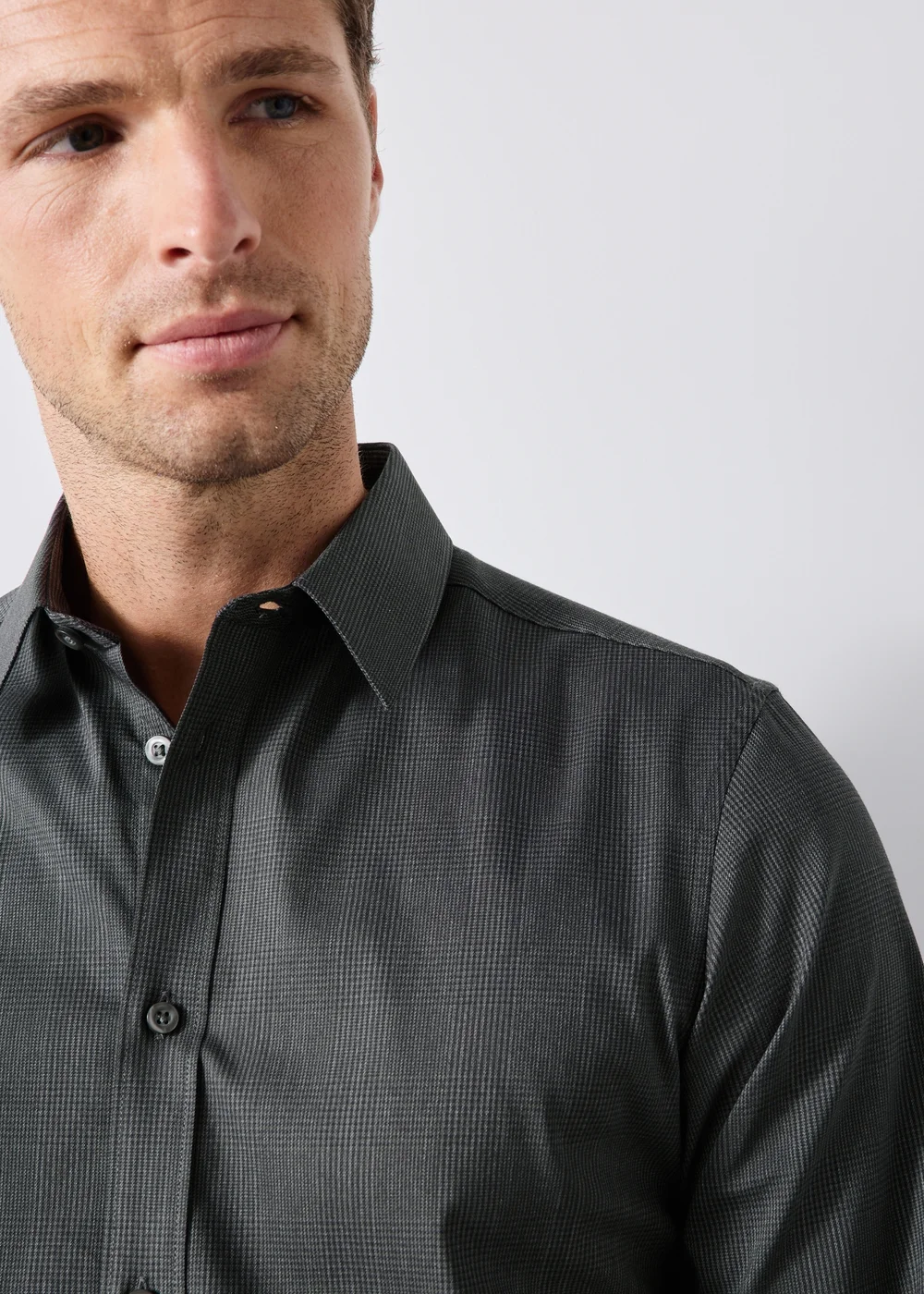 Taylor & Wright Slim Charcoal POW Check - S Image 3