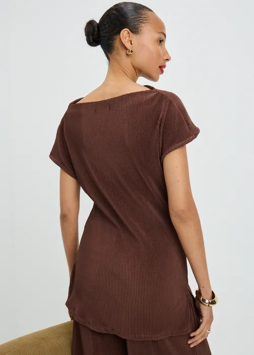 Chocolate Brown Plisse Longline Co Ord Top - 8 Image 2
