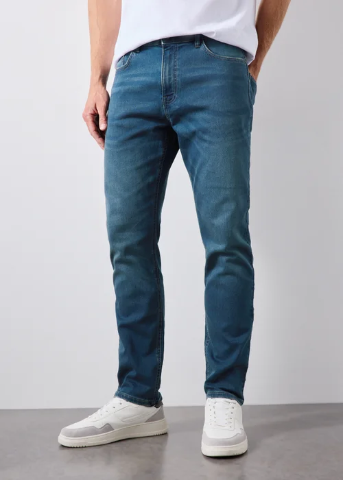 Dark Wash Stretch Comfort Jeans - 30 R Image 1