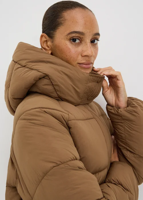 Camel Mid Length Padded Hooded Coat - S Image 3