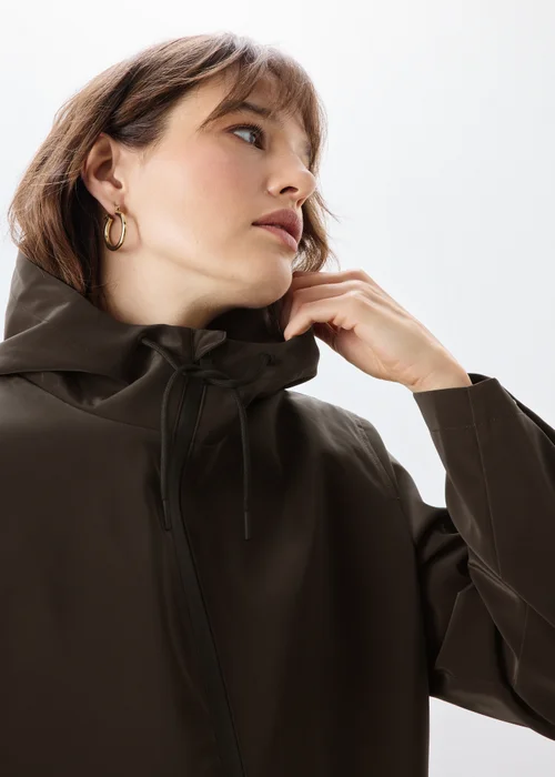 Chocolate Rubberised Rain Coat - 26 Image 4