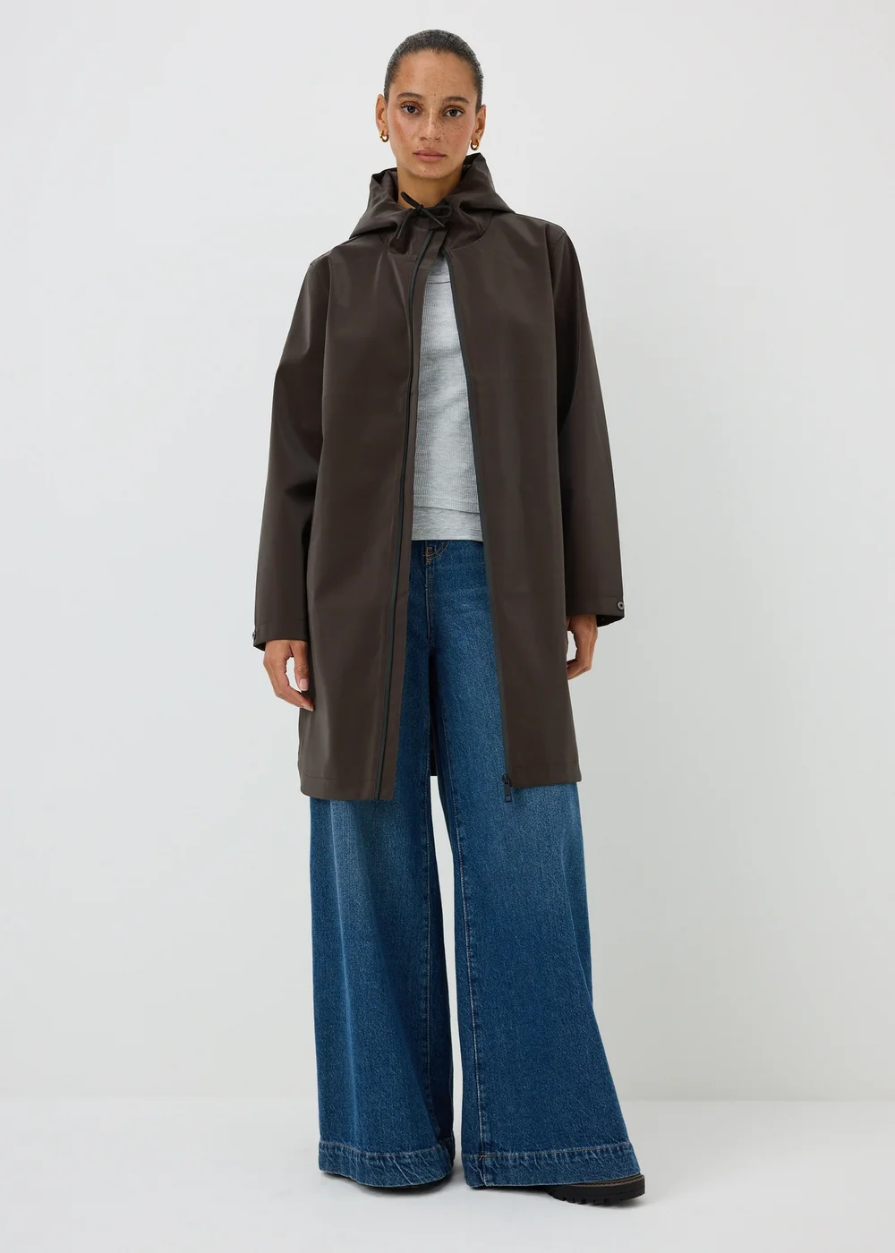 Chocolate Rubberised Rain Coat - 26 Image 1
