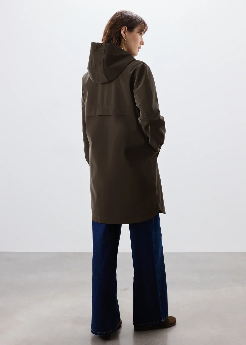 Chocolate Rubberised Rain Coat - 26 Image 3