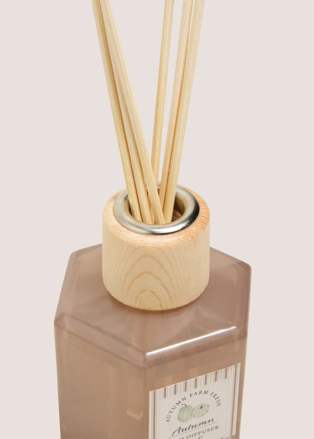 Autumn Farm Fresh Scented Diffuser Image 2