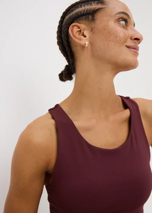 Souluxe Burgundy Racer Back Sports Vest Top - 6 Image 3