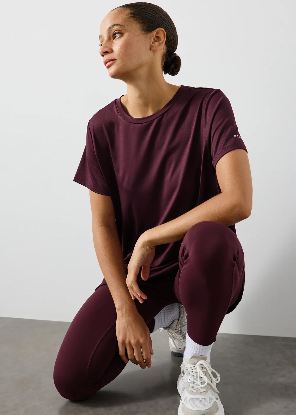 Burgundy Longline T-Shirt - S Image 4