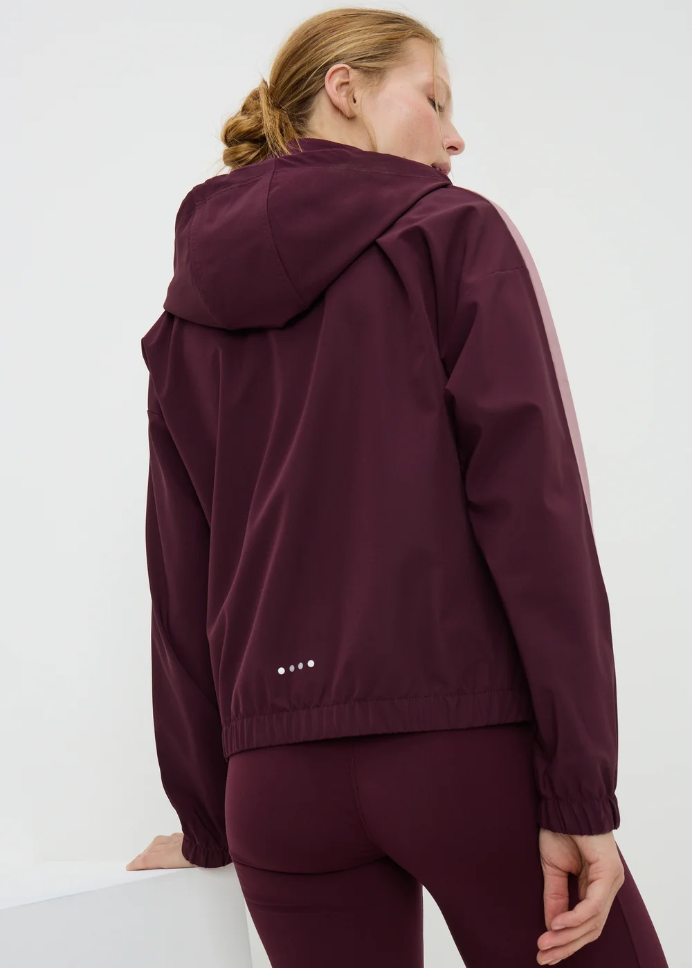 Souluxe Burgundy Piped Running Jacket - S Image 2