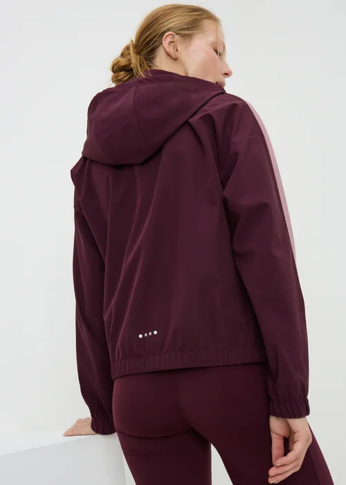 Souluxe Burgundy Piped Running Jacket - S Image 2