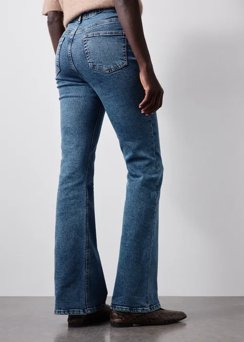 Mid Wash Bootcut Jeans - 26/L29 Image 4
