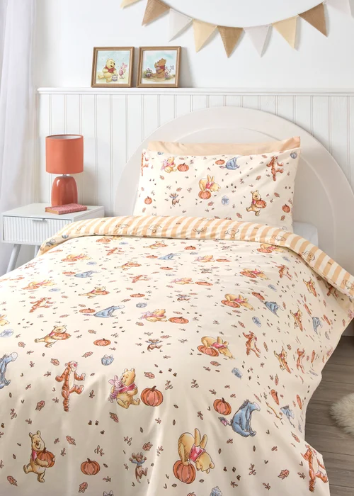 Disney Winnie The Pooh Multicolour Duvet Set - Single Image 1