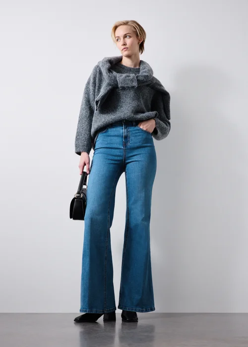 Blue Mid Wash Flared Jeans - 24/L29 Image 1