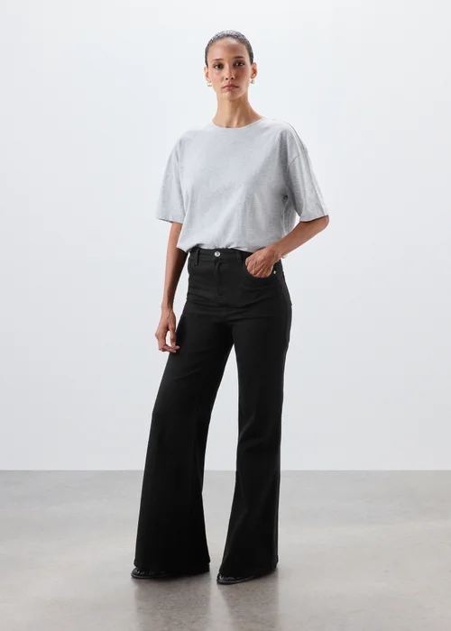 Black Flared Leg Jeans - 8/L29 Image 4