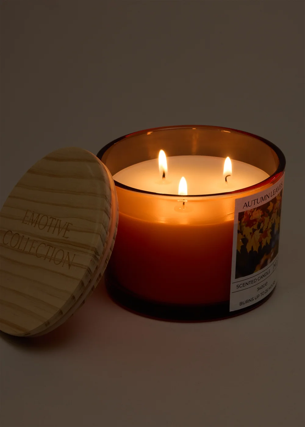 Autumn Leaves Candle Image 1