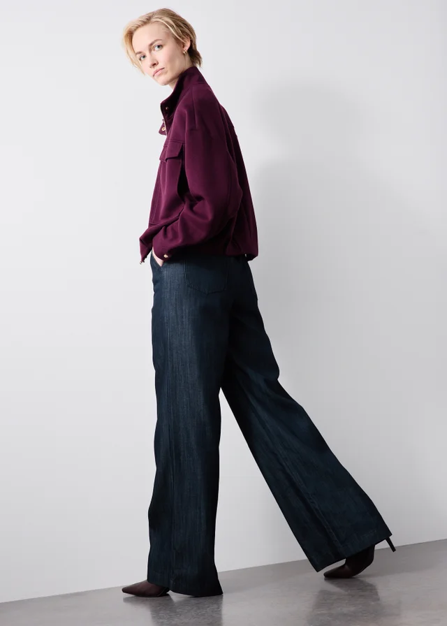Dark Wash Indigo Mid Rise Comfort Jeans