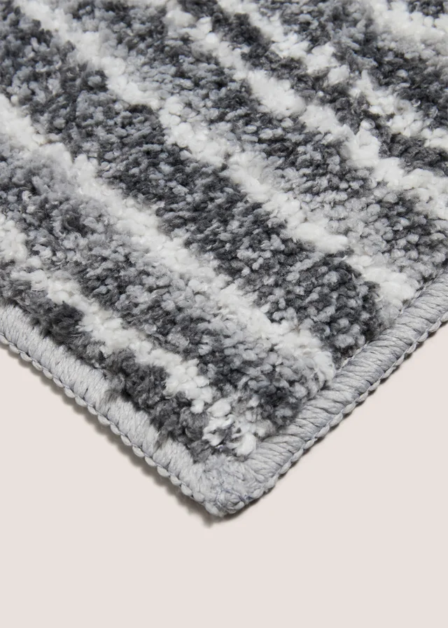 Grey Tufted Striped Bath Mat