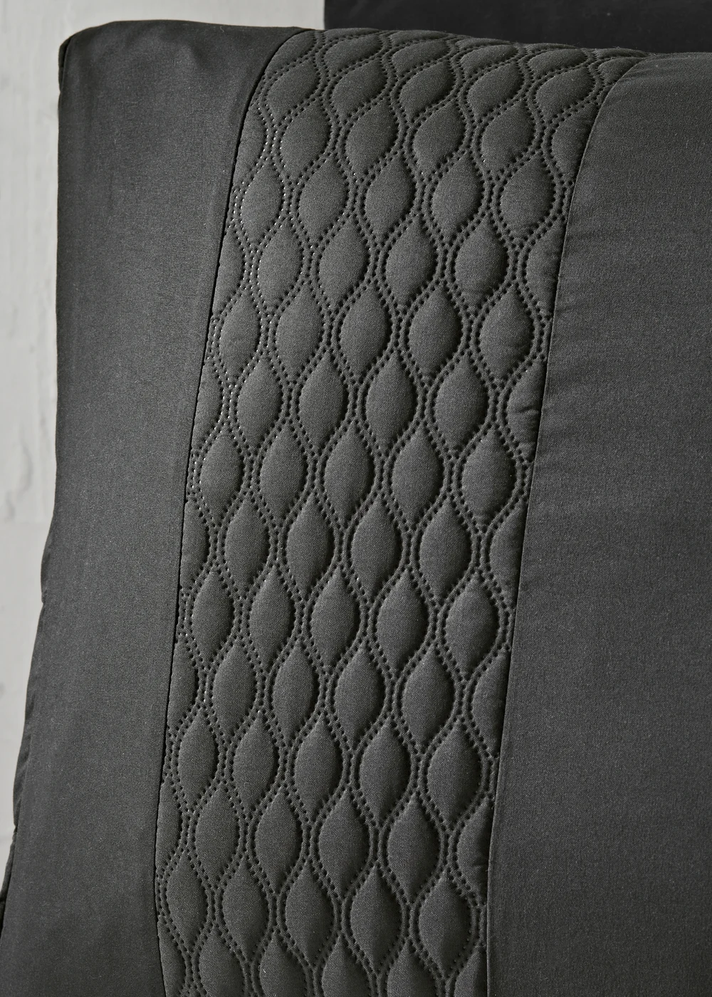 Black Pinsonic Duvet Set - Single Image 2