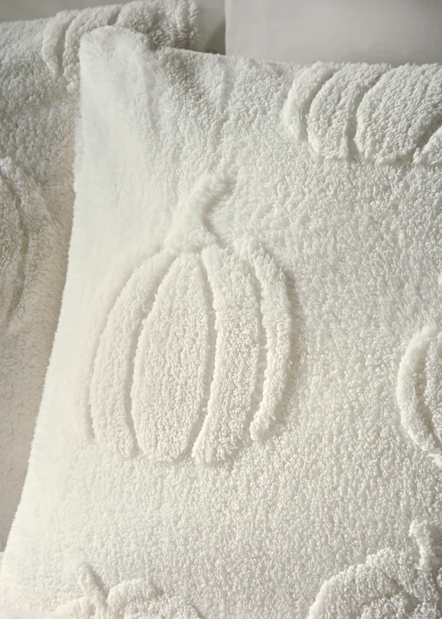 Cream Pumpkin Embossed Fleece Duvet Set