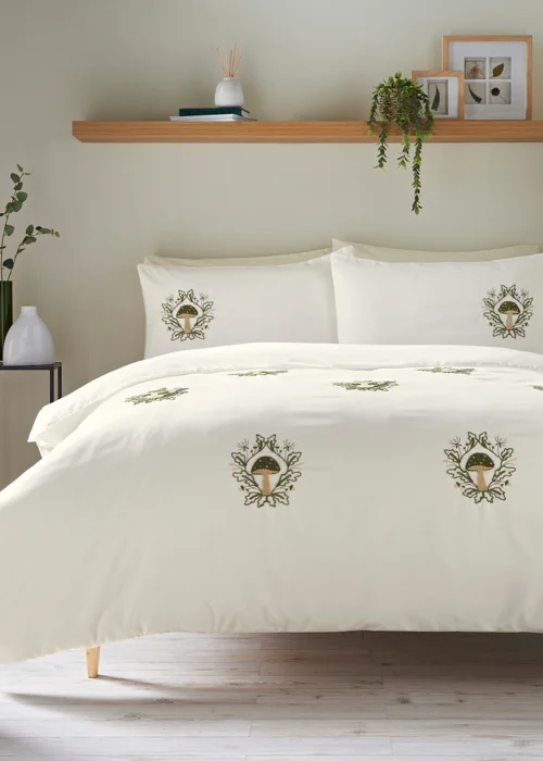 Green Mushroom Embroidered Duvet Set - Single Image 1