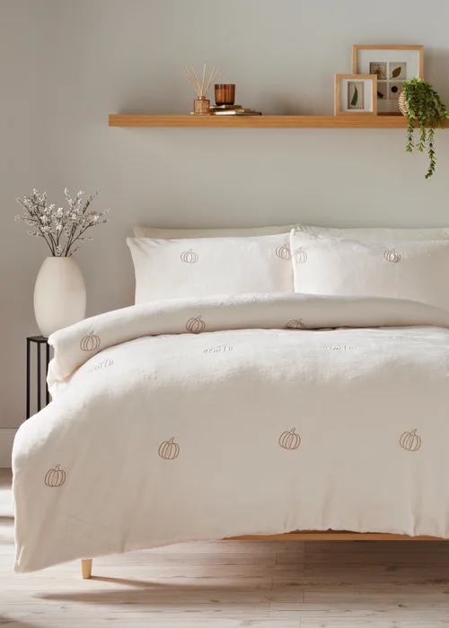 Cream Embroidered Pumpkin Duvet Set - Double Image 1