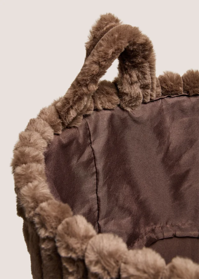 Ribbed Faux Fur Brown Laundry Basket