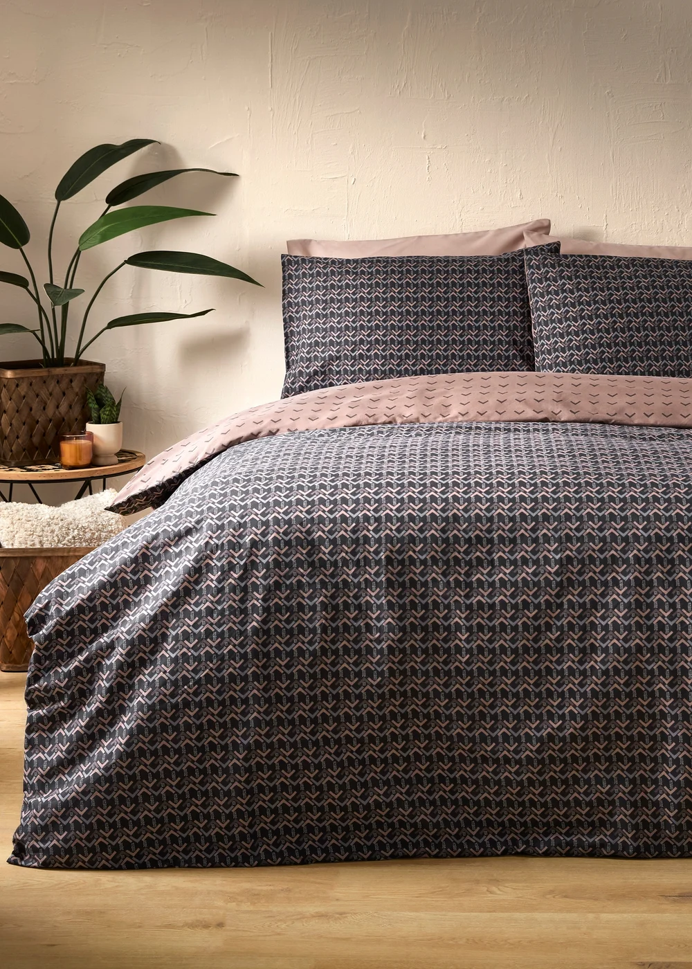 Brown Arch Print Duvet Set - Single Image 1
