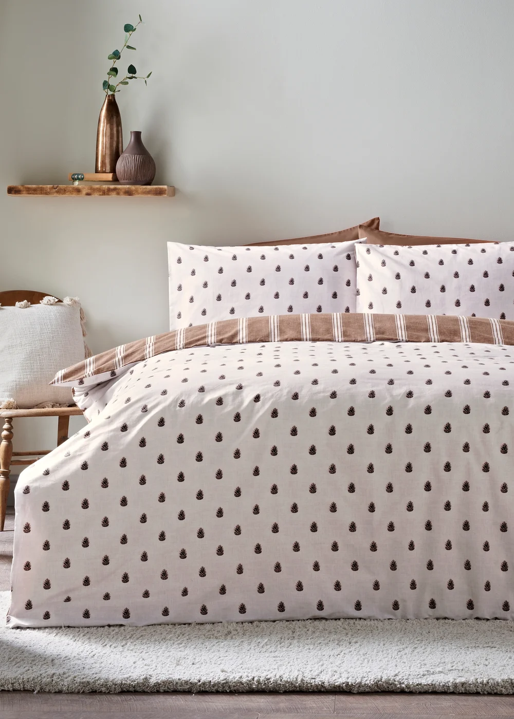 White Pinecone Printed Duvet Set - Single Image 1