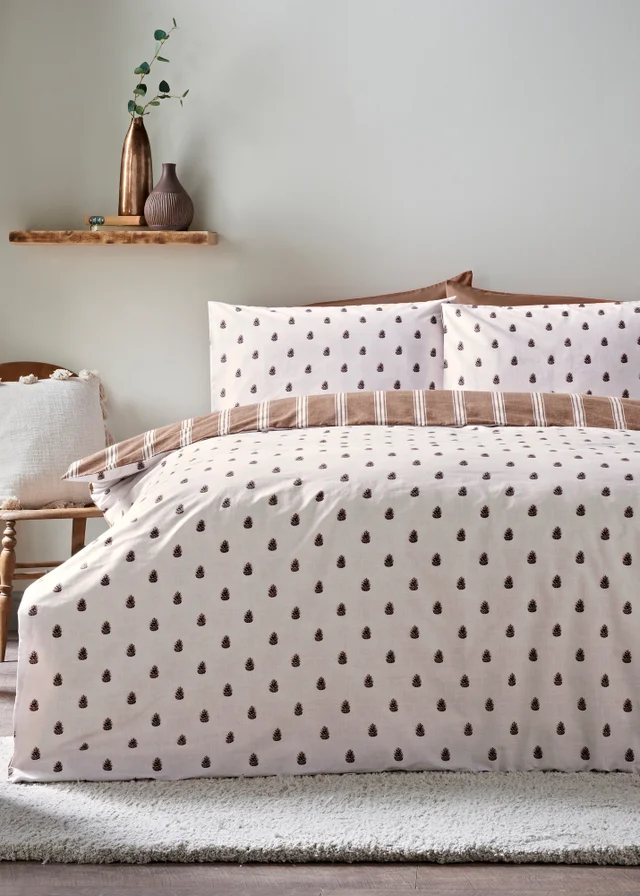 White Pinecone Printed Duvet Set