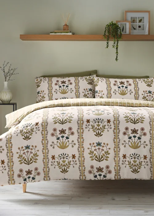 Green Floral Printed Duvet Set - Single Image 1