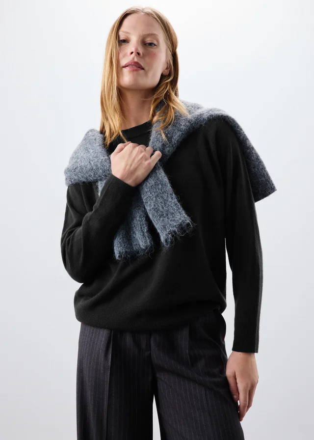 Black Crew Neck Jumper