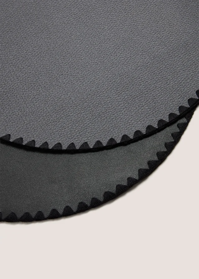 2 Pack Black PVC Round Placemats