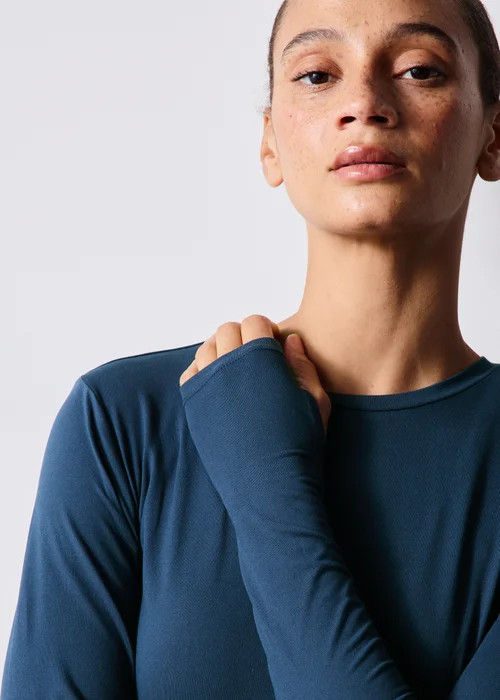 Souluxe Navy Long Sleeve Fitted T-Shirt - 6 Image 3