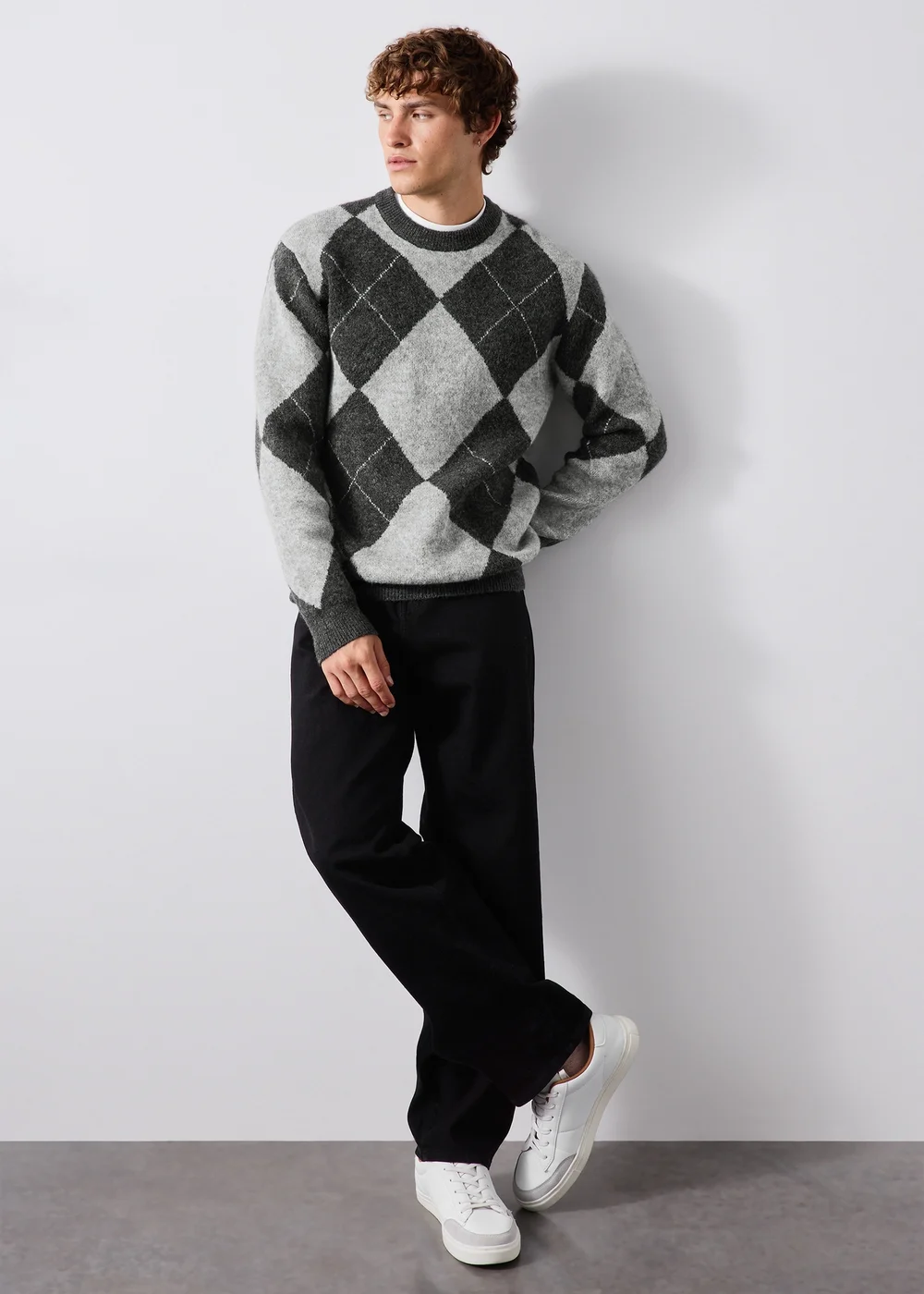 Grey Argyle Crew Neck Jumper - S Image 1