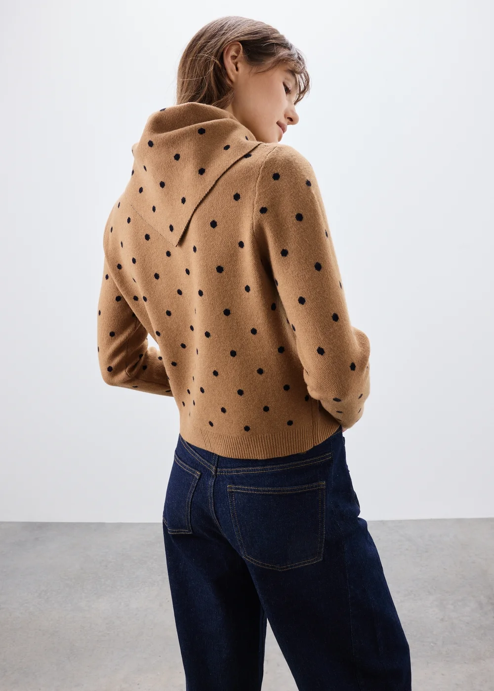 Camel Spotted Long Sleeve Cardigan With Detachable Neck Scarf - 8 Image 2