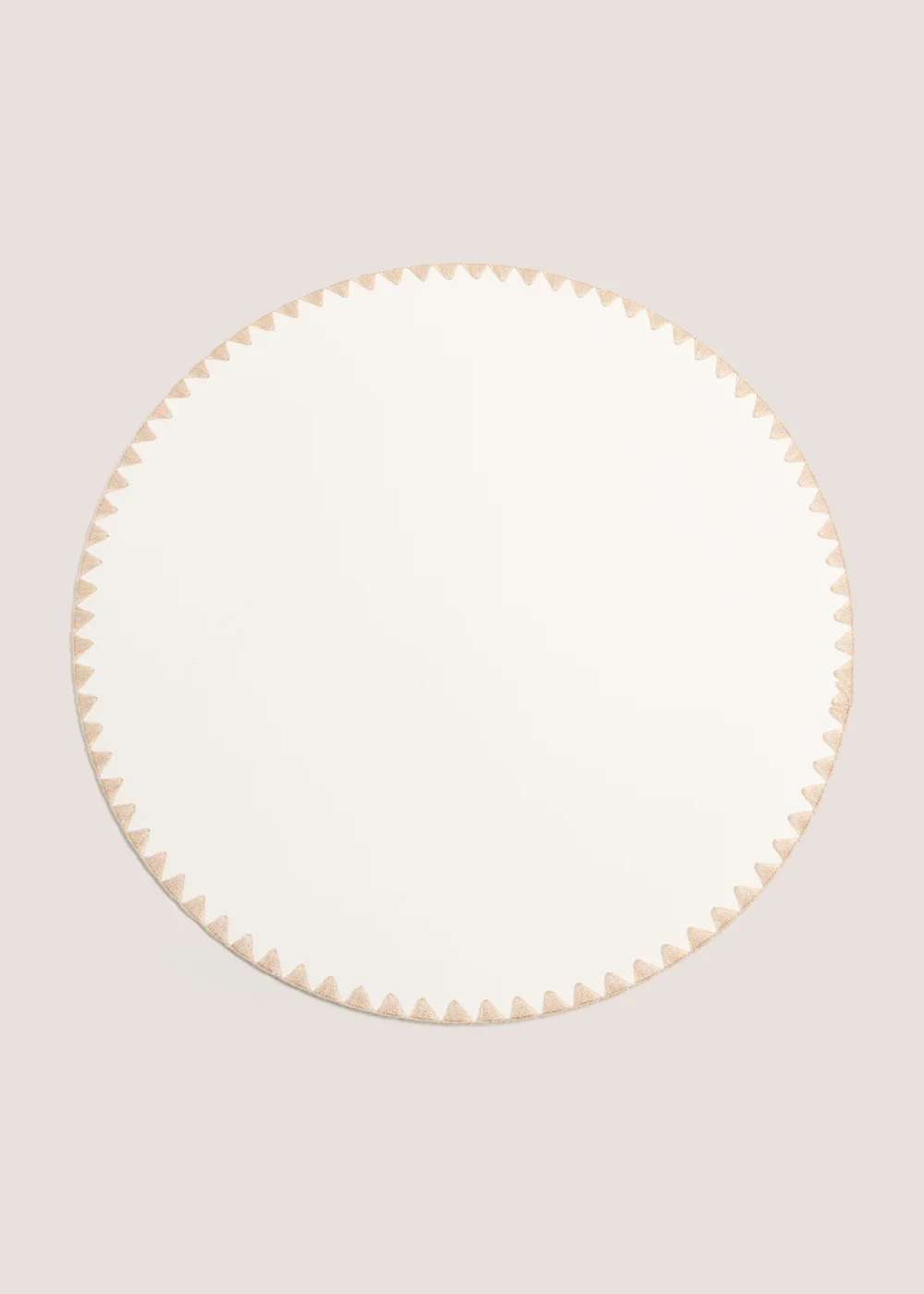 2 Pack White Round Placemats Image 1