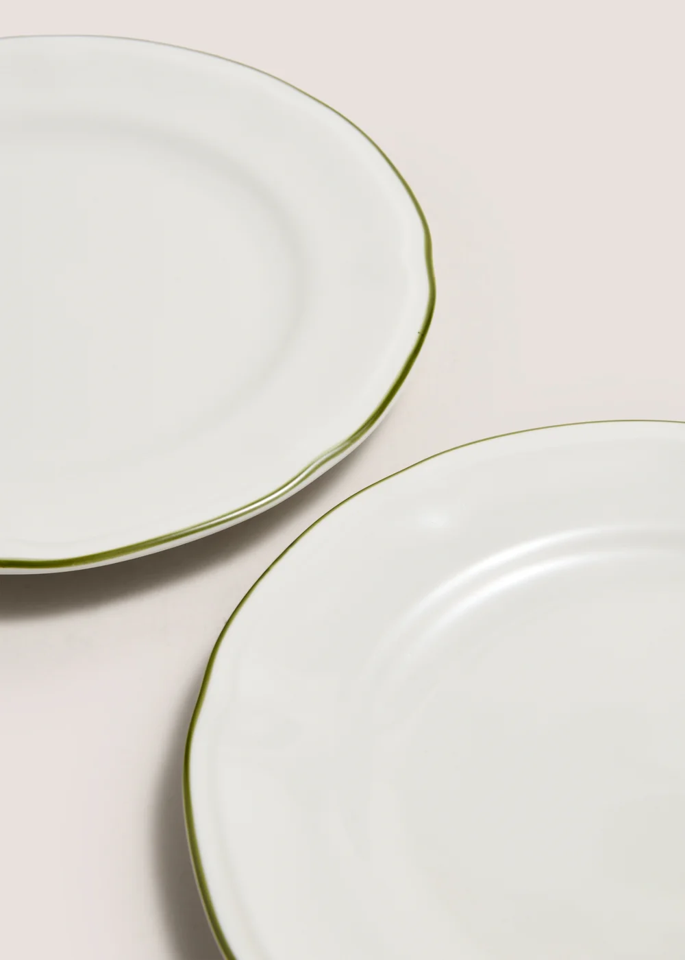 2 Pack Green Scallop Side Plates Image 2