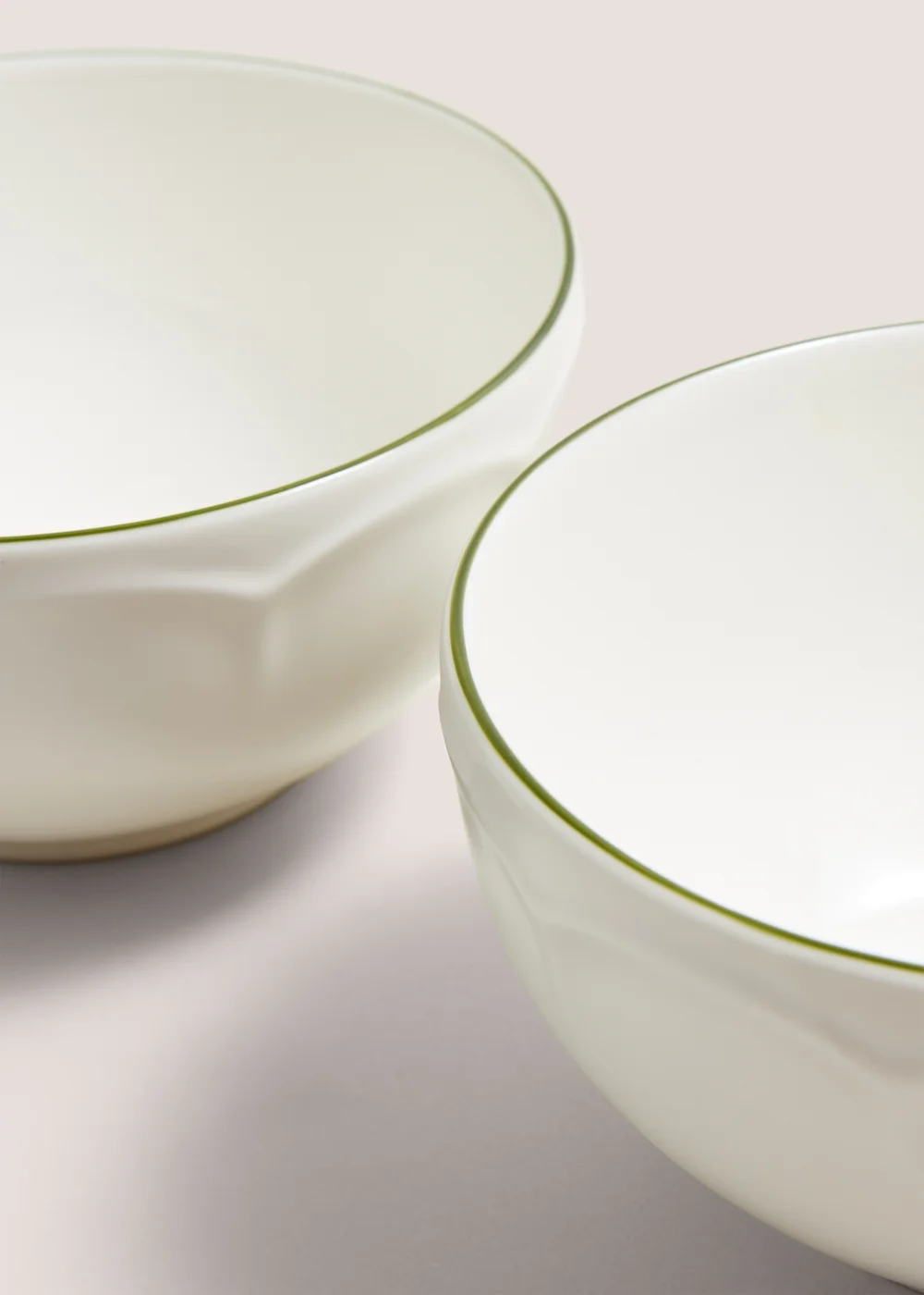 2 Pack Green Scallop Bowls Image 2