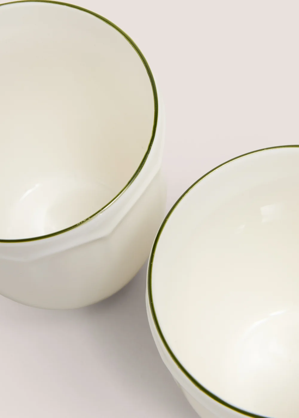 2 Pack Cream & Green Scallop Mugs Image 2