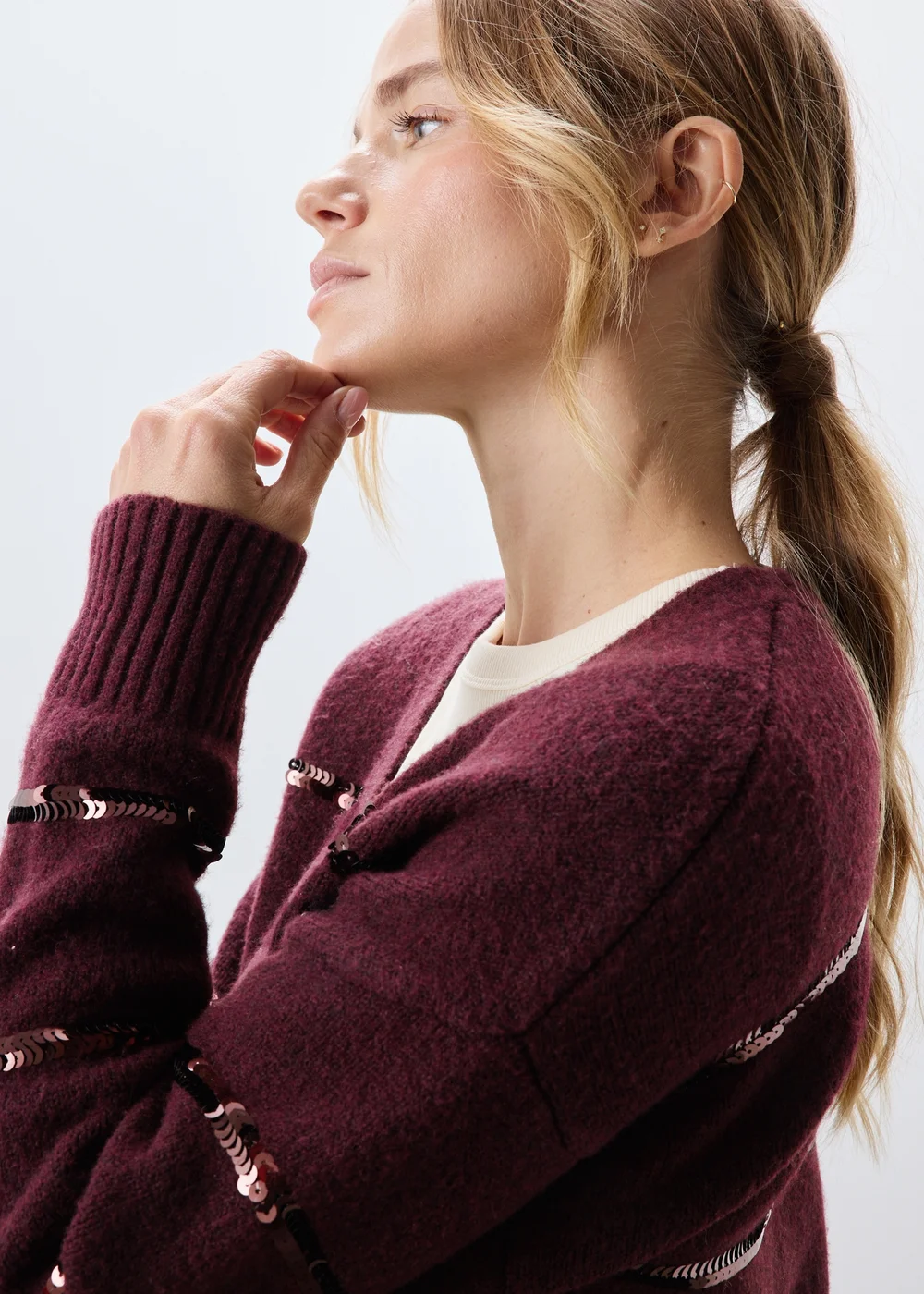 Burgundy Sequin Stripe Cardigan - M Image 4
