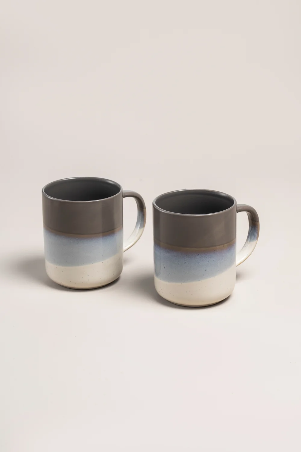 2 Pack Grey Reactive Mug Set Image 1