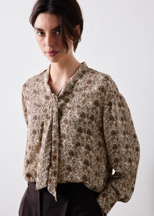 Brown Animal Neck Tie Blouse - 8 Image 3