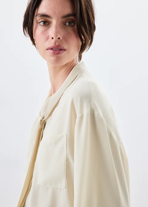 Cream Tie Neck Pussy Bow Blouse - 8 Image 2