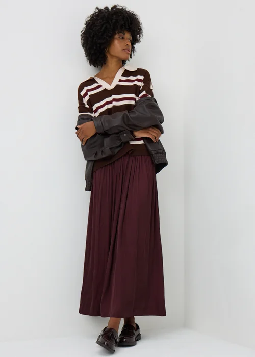 Wine Crinkle Satin Midaxi Skirt - 18 Image 1
