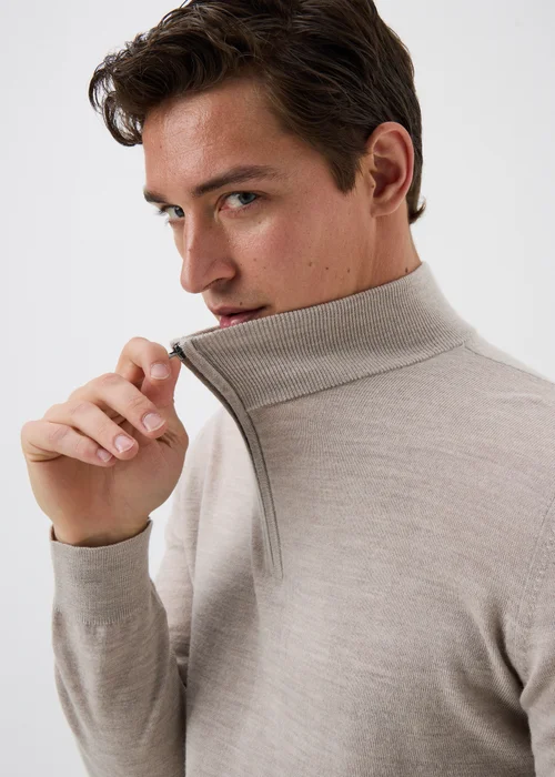 Stone Merino Wool 1/4 Zip Jumper - S Image 3