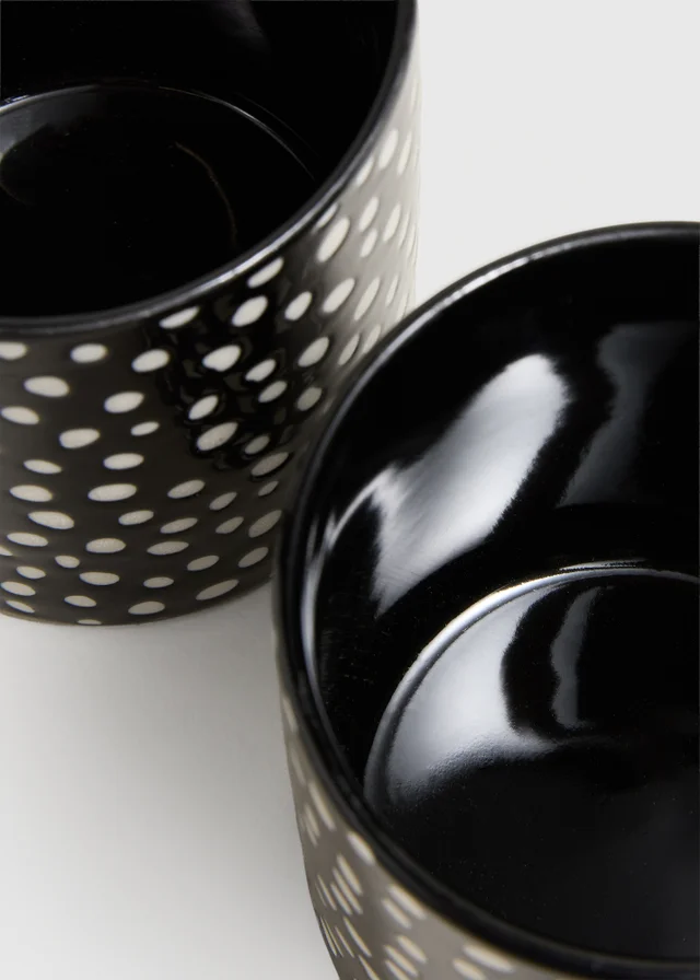 2 Pack Black Spotty Mugs