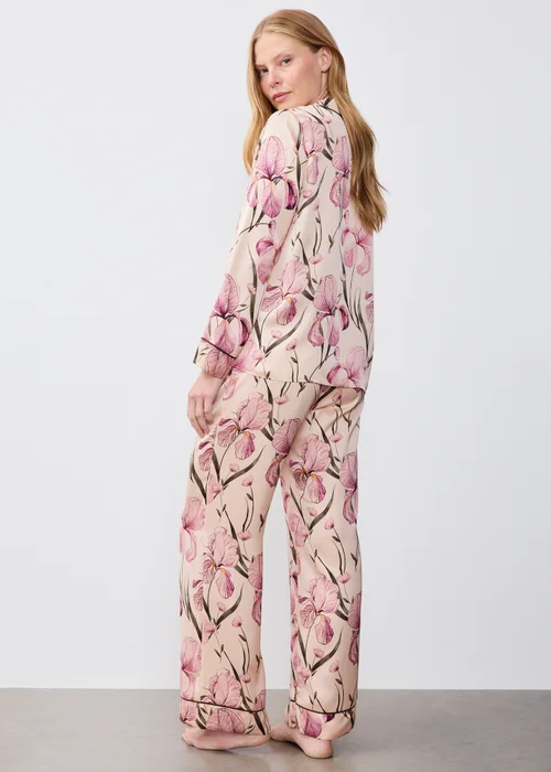 Cream Satin Long Traditional Pyjama Set - 8 Image 2
