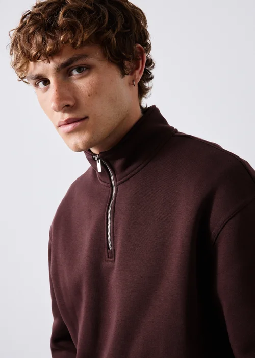 Burgundy 1/2 Zip Jumper - S Image 3