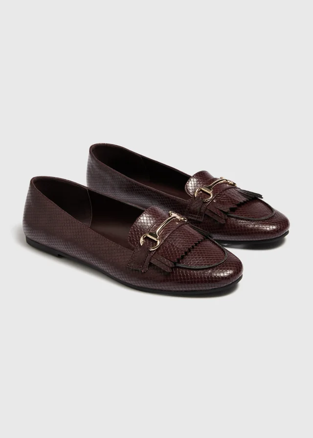 Burgundy Fringed Metal Bar Loafer
