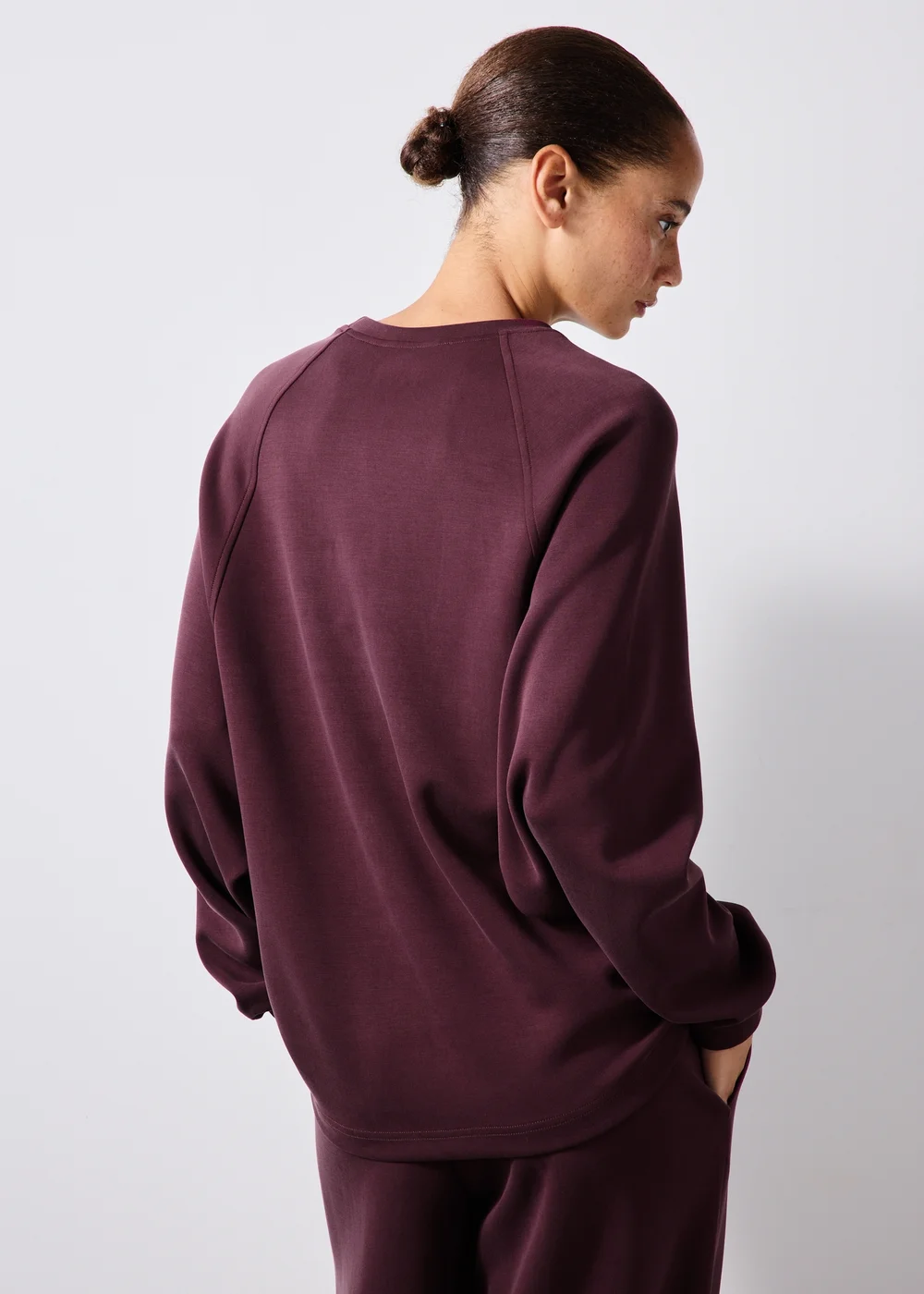 Souluxe Burgundy Sandwash Batwing Sweatshirt - XS Image 2